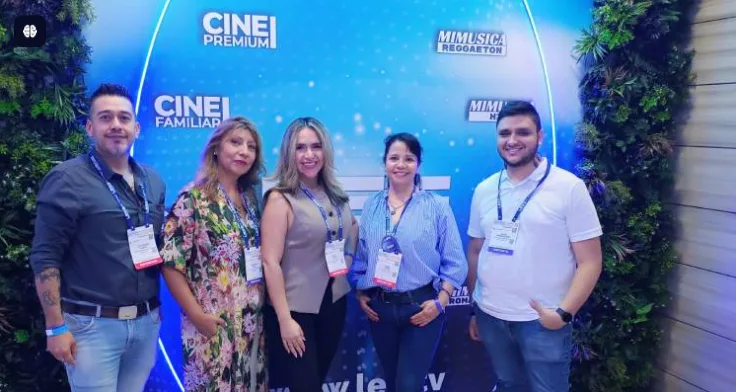 Equipo de LEG en la sala VIP de Andina Link 2025